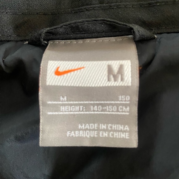 Big Kids Nike Manchester United AIG Black Puffer Coat M - Picture 6 of 9